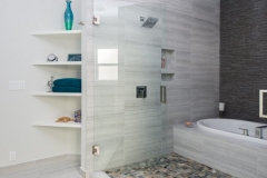 Tulameen-Master-Ensuite-e1488916069870